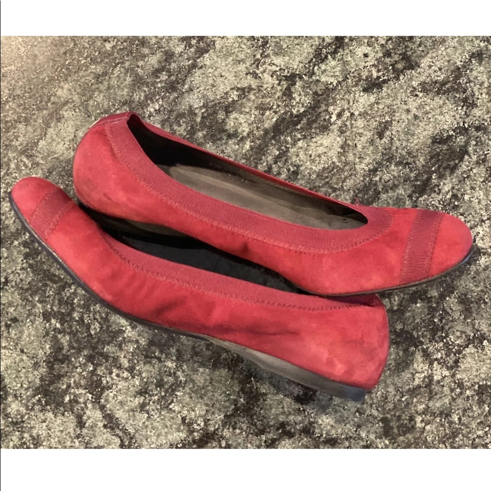 STUART WEITZMAN Burgundy Ballet Flat Shoes Size 7